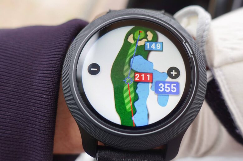 ゴルフバディaim W12時計型ゴルフナビの3点間距離表示
